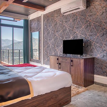 Hillcrest Heights Bed & Breakfast Kasauli Bagian luar foto
