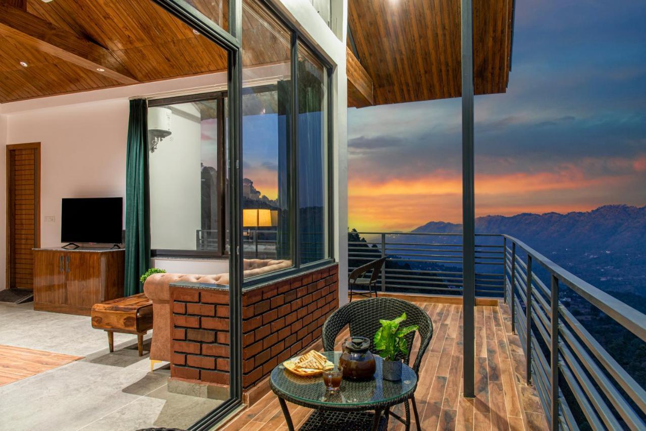 Hillcrest Heights Bed & Breakfast Kasauli Bagian luar foto